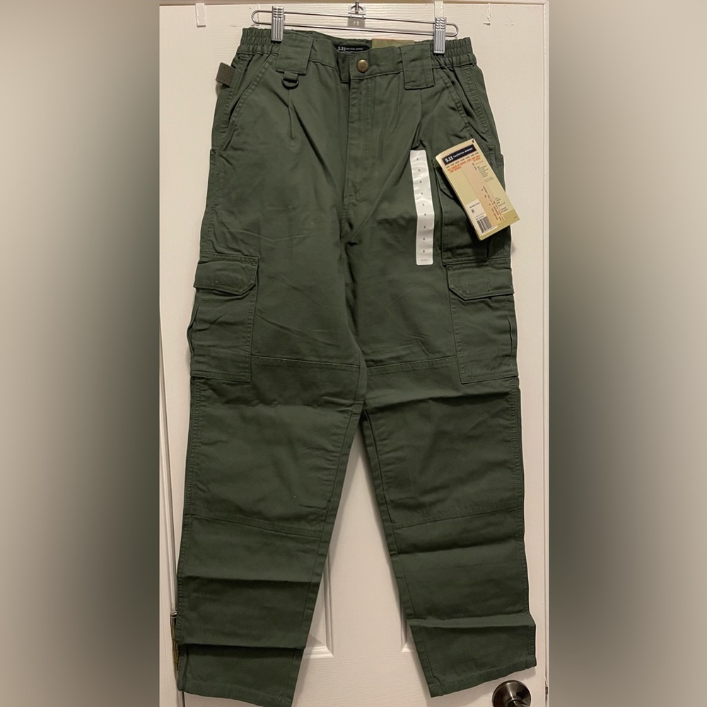 5.11 green cotton canvas Tactical pant. Women’s size 8.
